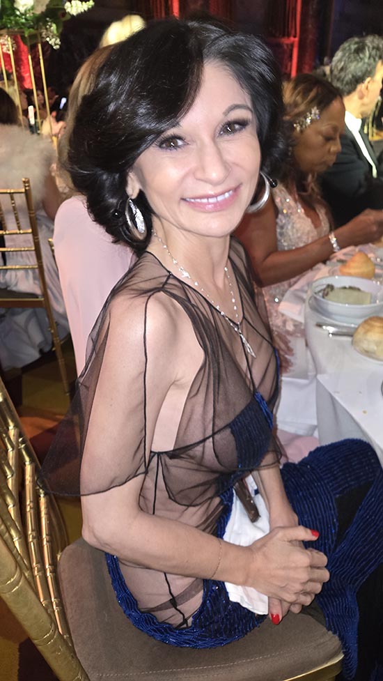 Juilia Hart.  Photo by: rose billings black tie international magazine