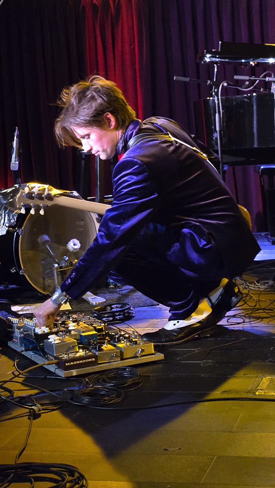 Reeve Carney