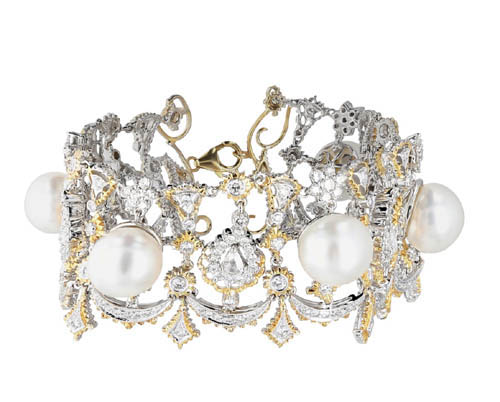 www.BlackTieMagazineJewellery.com / Joyce Brooks / pearl and diamond bracelet