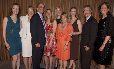 The Big C Creator Darlene Hunt, CancerCare Board of Trustees President Susan Smirnoff, CancerCare Board of Trustees Member Paul M. Friedman with Susan Friedman, Actress Laura Linney, The Big C Executive Producer and Honoree Jenny Bicks, Actress Cynthia Nixon, Master of Ceremonies Max Gomex, CancerCare CEO Helen H. Miller