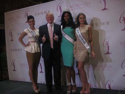 01-10-13 (L-R) Logan West. Miss Teen USA. Donald Trump. Nana Meriwether. Miss USA 2012. Olivia Culpo. Miss Universe in the atrium at Trump Tower. Fifth Ave & 56h St. Wednesday morning 01-09-13 