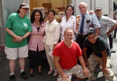 Susan Fowler, Assistant Manager, North Shore Healthy Neighborhoods; Jennifer Szapiro, Senior Manager, Institutional Giving; Diane Senerchia, Executive Director, Northfield Bank Foundation; Lourdes Hernandez-Cordero, Associate Director of Community Partnerships; (below) Billy Contreras, Volunteer, Trinity Lutheran Church; Rev. John Rocco Carlo, Senior Pastor, Christian Pentecostal Church; (below) Miguel Alvarez, Volunteer, Trinity Lutheran Church; Sonny Treschetta, Volunteer, Christian Pentecostal Church