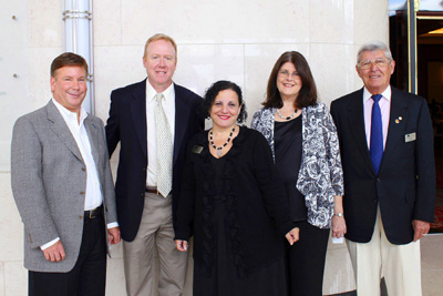 Honoring the hundreds of volunteers that serve Hospice of Palm Beach County are Bill Quinn, Hospice of Palm Beach County Foundation; David Fielding, president and CEO, Hospice of Palm Beach County, with Regina DiPietro, senior director of patient care; Sue Gallup, director of volunteer services and Harold Hal Stayman, chairman of the board, Hospice of Palm Beach County Foundation