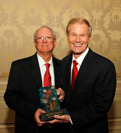 John Marshall presents the Champion of the Everglades Award to U.S. Senator Bill Nelson