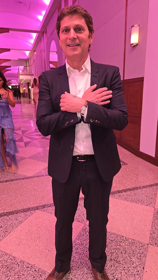 Rob Thomas, Performer