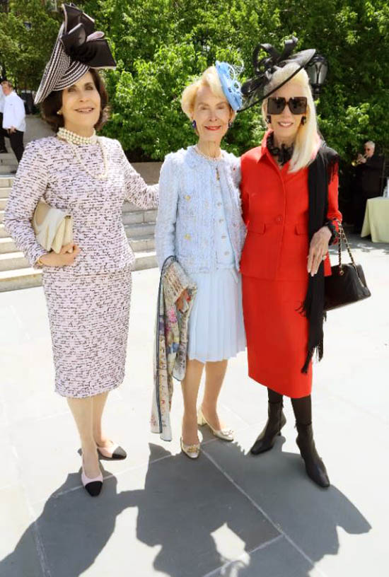 Rosann Guttman, Elizabeth Stribbling, Cece Black