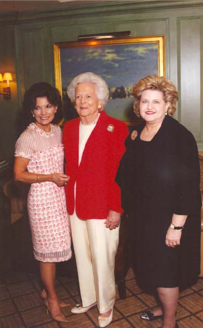 Linda McReynolds, Barbara Bush & Brenda DeVore