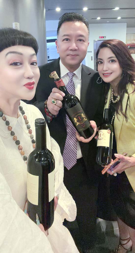 Honghong Xu