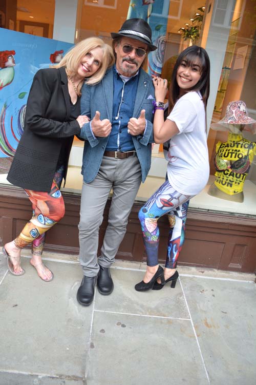 Sharon Barnett, Philippe Valy (Artist) and Kea Chan.  Photo by:  Rose Billings/Blacktiemagazine.com