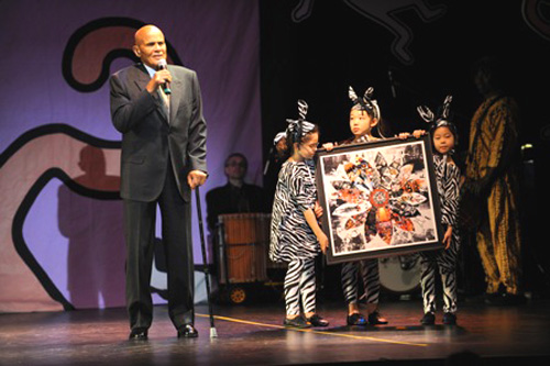 Artistic Honoree Harry Belafonte accepting his award from members of 