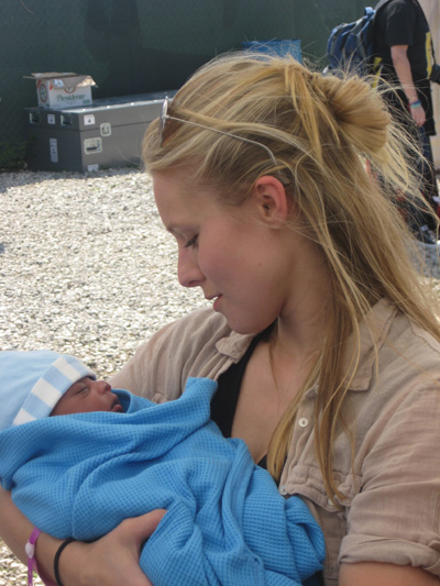 Kristen Bell and a Haitian orphan