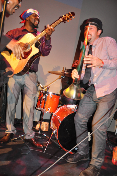 Wyclef Jean and David Arquette having a blast on stage