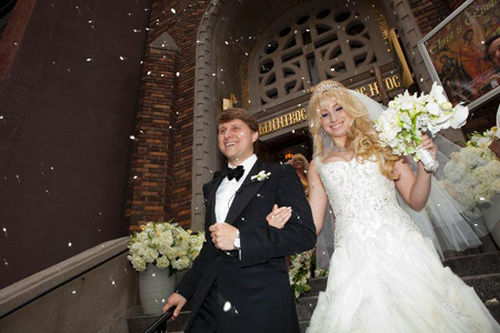 ANDREA JOHN CATSIMATIDIS WEDS CHRISTOPHER NIXON COX 