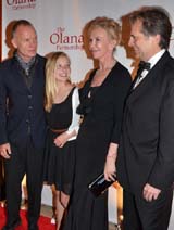 Sting ,Georgia Hannock, Trudie Styler and Honoree Artist Stephen Hannock.  Photo by:  Rose Billings