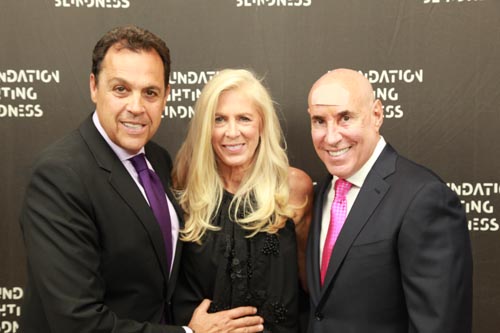  Foundation Fighting Blindness Visionary Award Honorees Libby and Sam Edelman and Evan Mittman at the 2014 New York City Fashion Ball.Photo by Zack Baudoin Photography 