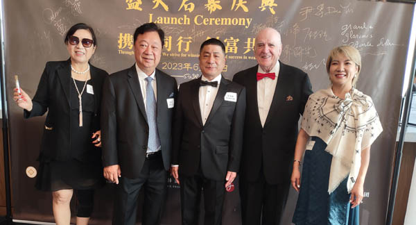 Chuck Ng, Lili Zheng, John Lamb, Gerard Mc KeonChuck Ng, Lili Zheng, John Lamb, Gerard Mc Keon