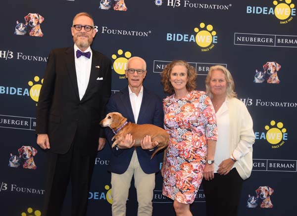 Steve Victorin, Chair, Bideawee Board of Directors; Neil Parker;  Jack (dog); Laurie McPherson; Jeanne Cloppse, member of the Bideawee Board of Directors (Photo credit: Dana Edelson)