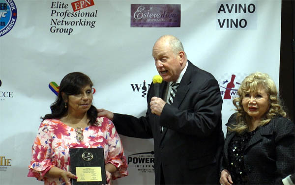 Mirian Arevalo, President of Anita's Children, receiving her Award