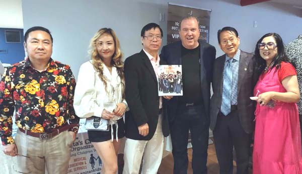 Elvis Newman, Jing Bao, Steve Zhao, Bill Walsh, Mike Liu, Dr. Jeannie Yi,