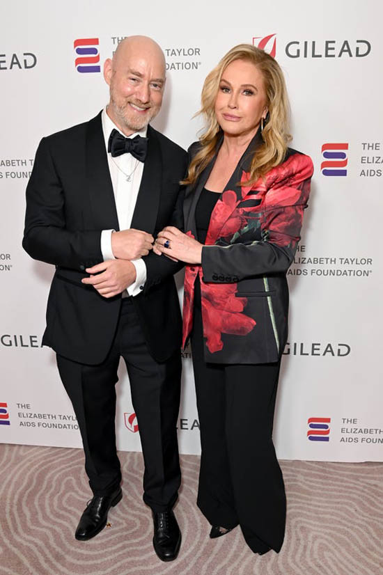 Tim Mendelson and Kathy Hilton 