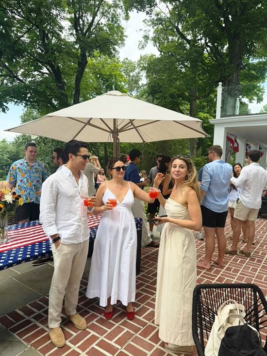 Meera Gandhi and family celebrated the 4th of July