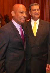 Montell Williams, amir dossal