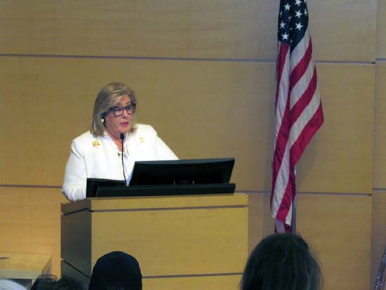 Assembly Member Seawright welcomes honorees and their guests to the 2024 Women of Distinction Awards.