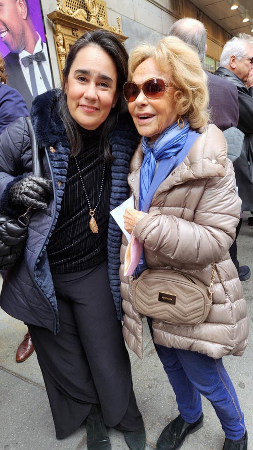  Jenny Lyn Bader and her mother Elisa Stein . Photo by:  Rose Billings/Blacktiemagazine.com